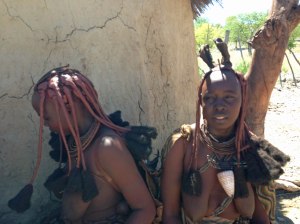 2 Himba women